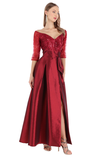 Vestido largo escote off shoulders con manga 3/4 de falda corte A.