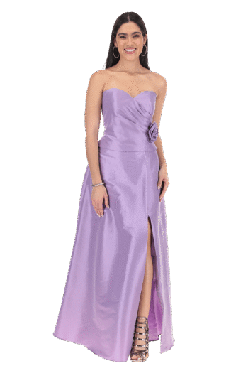 Vestido largo con escote corazón de falda línea A con tablones.