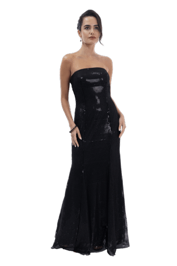 Vestido largo de red lentejuela strapless recto y falda sirena con trasparencia en costados.