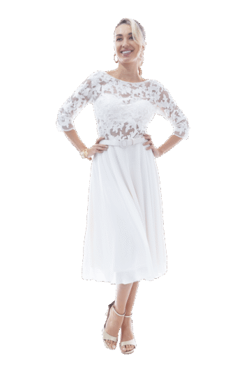 Vestido corto de cuello redondo alto y escote en espalda dcon manga larga y falda semicircular.