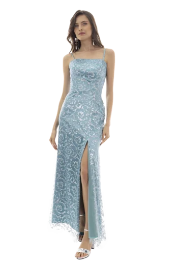 Vestido largo, escote palabra de honor, falda sirena con abertura y jareta