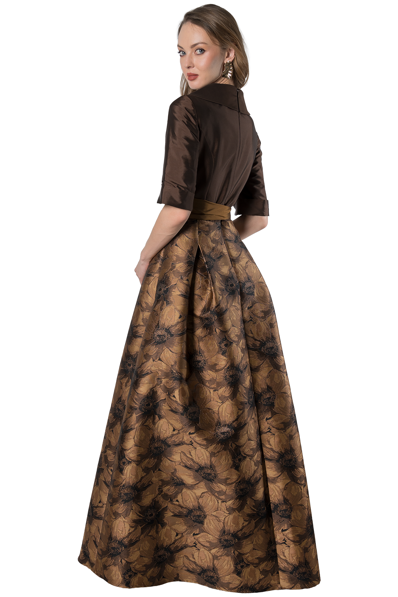 Vestido para mamá del novio café con cuello sport y solapa cruzada - Massima