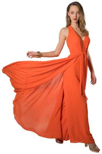 Jumpsuit halter naranja con nudo al frente y sobrefalda de chiffón - Massima